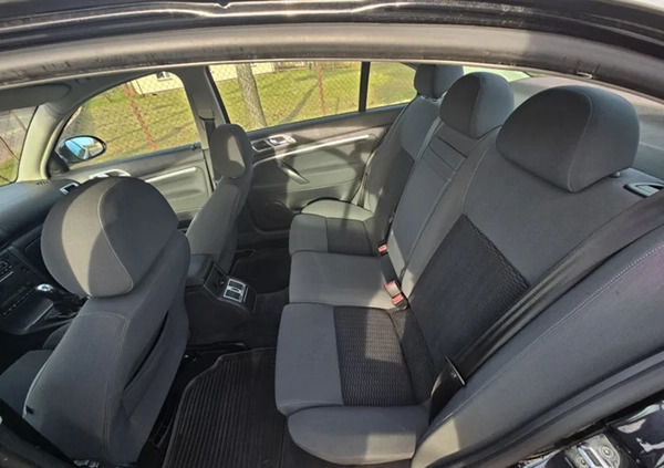 Skoda Superb cena 19900 przebieg: 240000, rok produkcji 2008 z Ciechanów małe 379